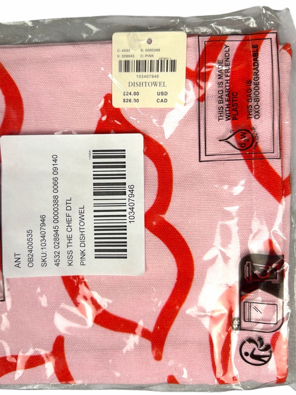 Anthropologie Kiss The Chef Pink Dish Towel NWT Valentine’s Kitchen Decor - Picture 5 of 5